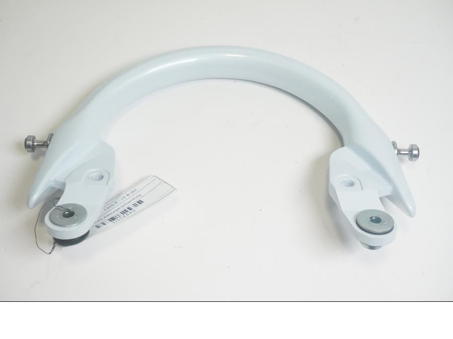 Höger sida på Passagerarhandtag från en Suzuki GSX 1300 R -2015 motorcykel.