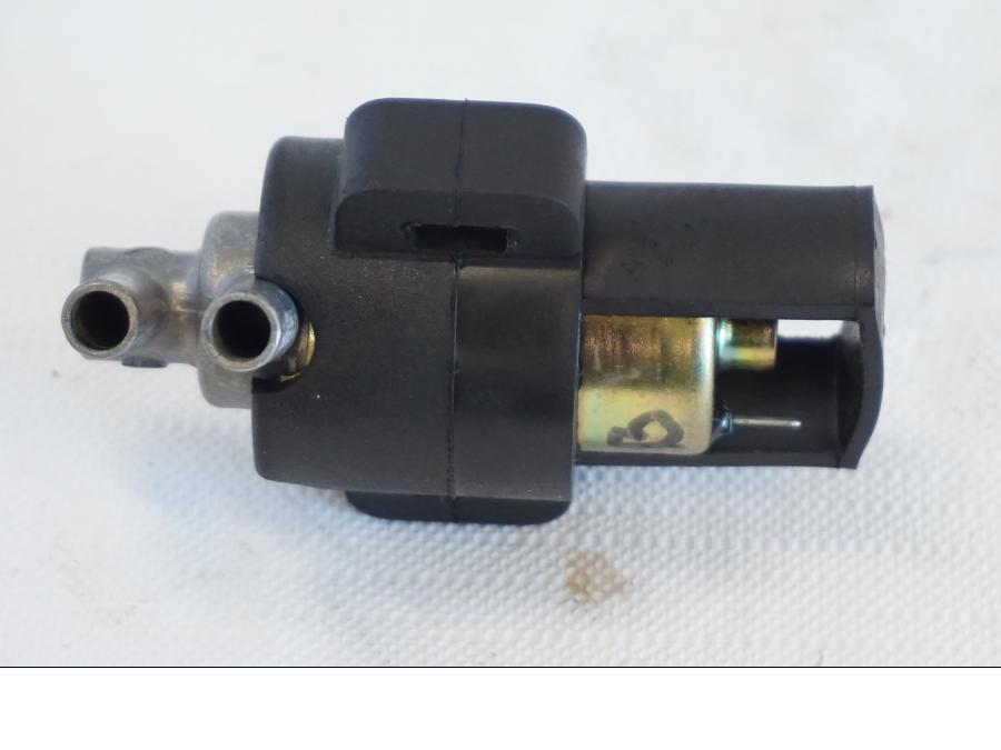 Baksidan på Luftburksventil från en Kawasaki VN 1500 Mean Streak -2002 motorcykel.