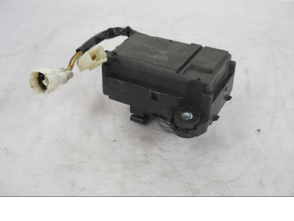 Framsidan på Avgasspjällmotor från en Suzuki GSX-R 1000 -2005 motorcykel.