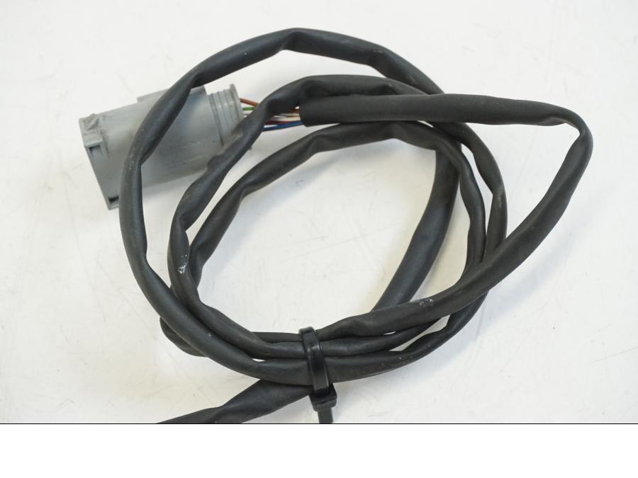 Baksidan på SOS knapp från en BMW R 1250 GS -2019 motorcykel.