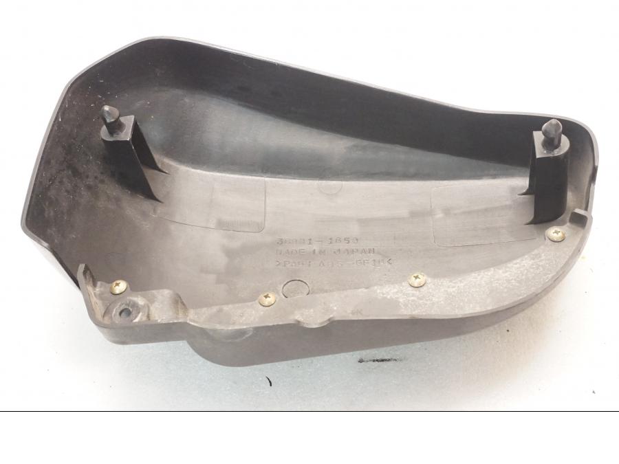 Höger sida på Sidopanel från en Kawasaki VN 1500 Mean Streak -2003 motorcykel.