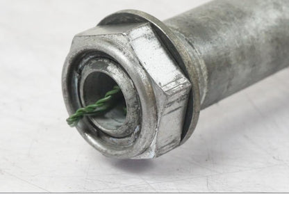 Baksidan på Axel från en Honda CBR 1000 RR -2004 motorcykel.