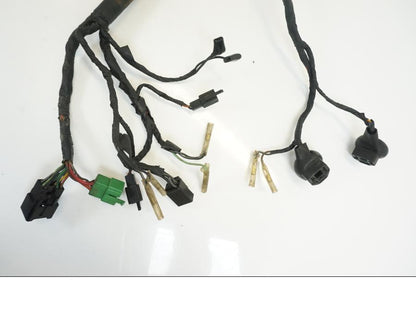 Höger sida på Kabelstam från en Suzuki GSX-R 1100 -1986 motorcykel.