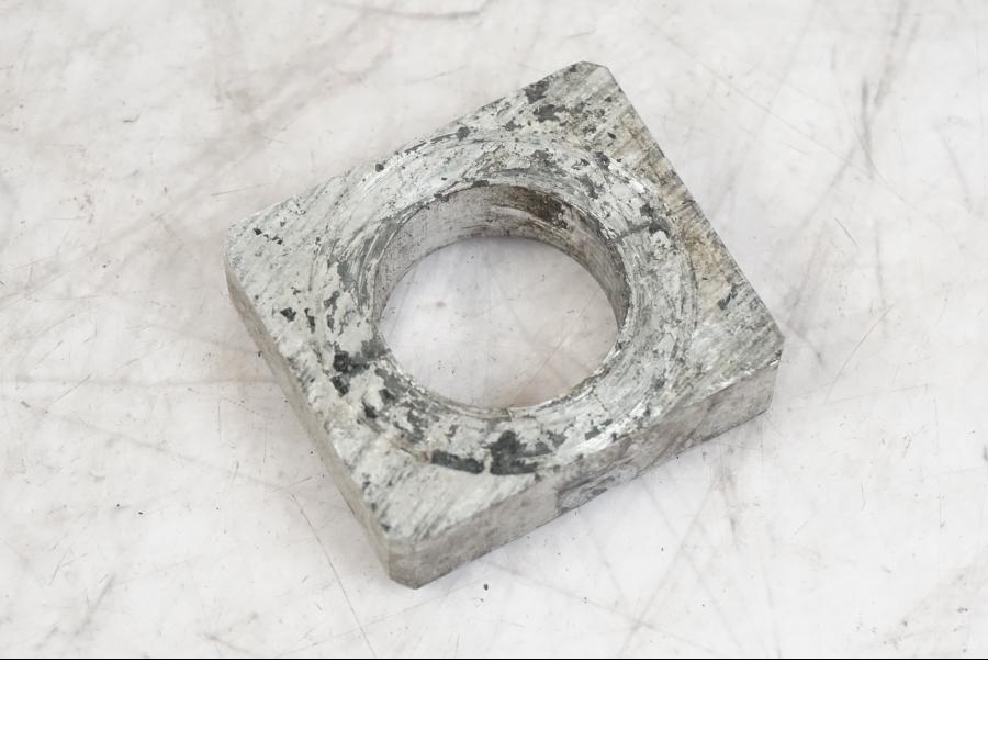 Höger sida på Styrplatta från en Kawasaki ZX-6R -2006 motorcykel.