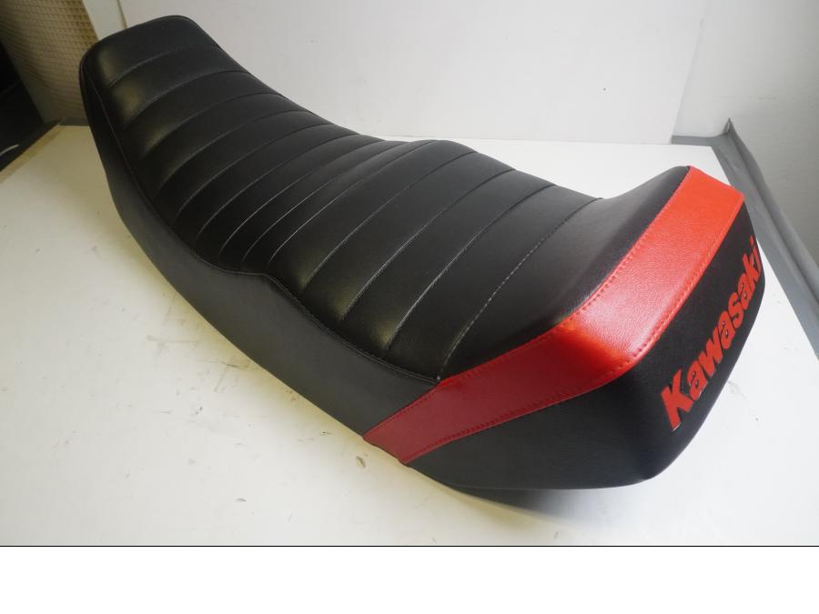 Framsidan på Sadel från en Kawasaki GPZ 1100 -1985 motorcykel.