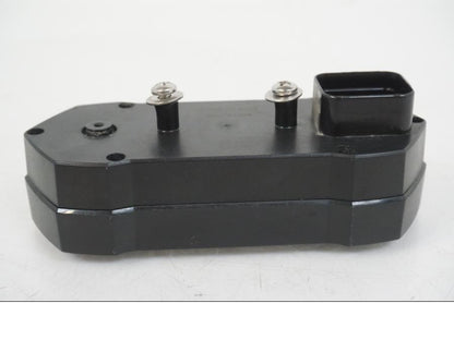 Snett nerifrån på Instrumentpanel från en AJP PR7 -2021 motorcykel.