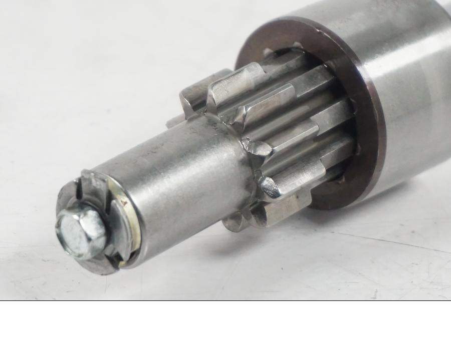 Vänster sida på Startkopplingsdrev från en H-D Softail Standard FXST -2001 motorcykel.