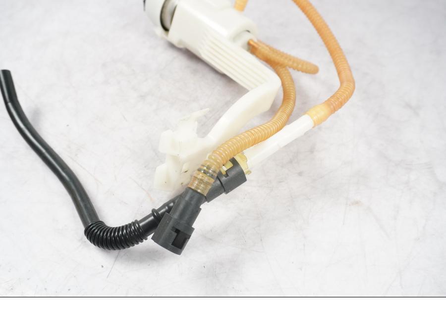 Höger sida på Bensinpump insprut från en H-D Touring Street Glide FLHX -2009 motorcykel.