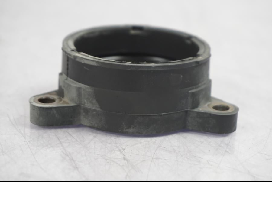 Höger sida på Insugsgummi från en BMW R NineT -2017 motorcykel.