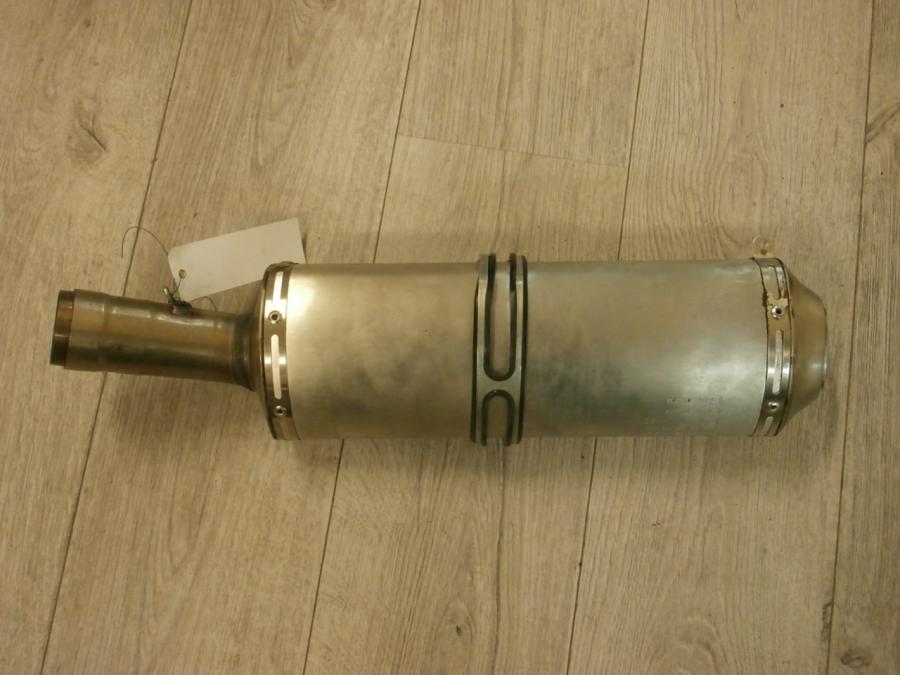 Baksidan på Ljuddämpare från en Ducati 848 EVO -2011 motorcykel.