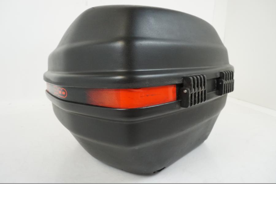 Snett nerifrån på Topbox från en Suzuki DR 650 SE -1996 motorcykel.