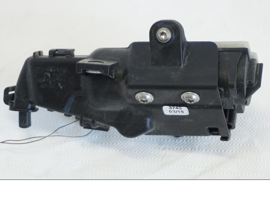 Vänster sida på Centrallås från en BMW K 1600 -2015 motorcykel.