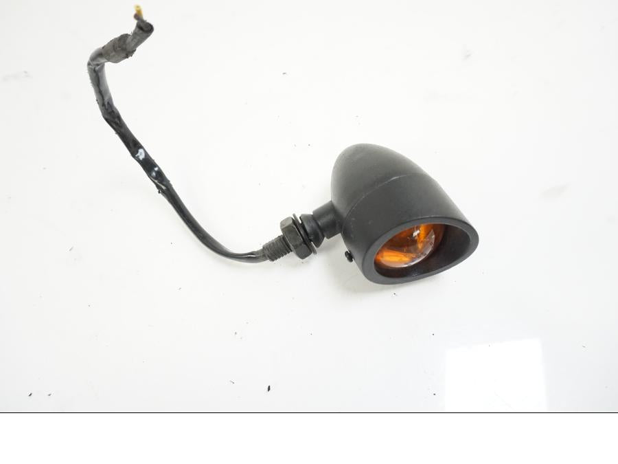 Framsidan på Blinkers från en Yamaha XVS 1100 -2004 motorcykel.