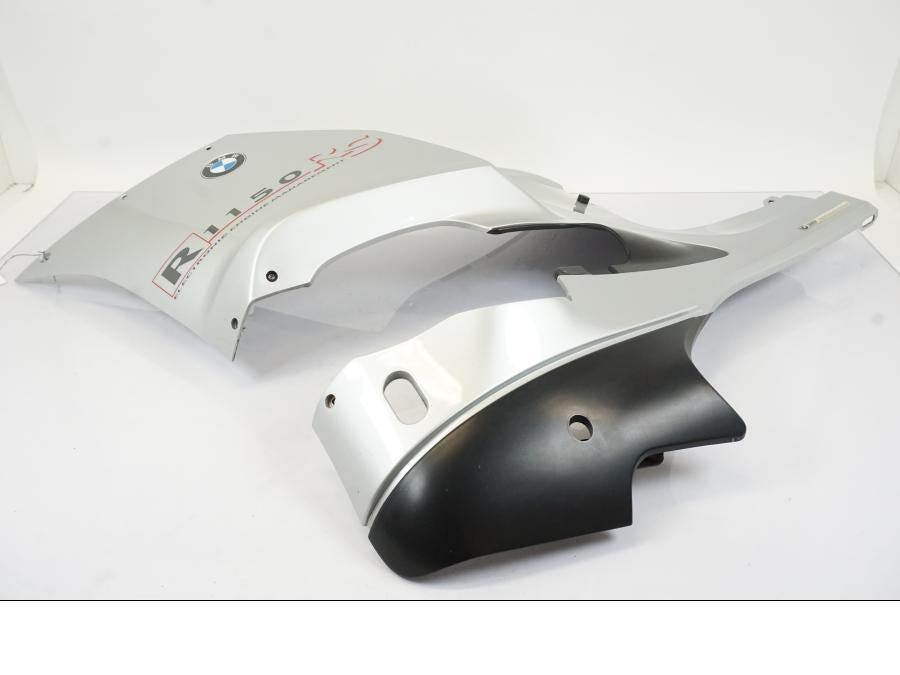 Framsidan på Sidkåpa från en BMW R 1150 RS -2003 motorcykel.