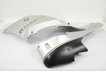 Framsidan på Sidkåpa från en BMW R 1150 RS -2003 motorcykel.