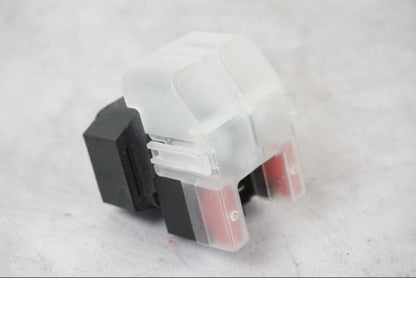 Framsidan på Startrelä från en Yamaha MT-09 -2020 motorcykel.