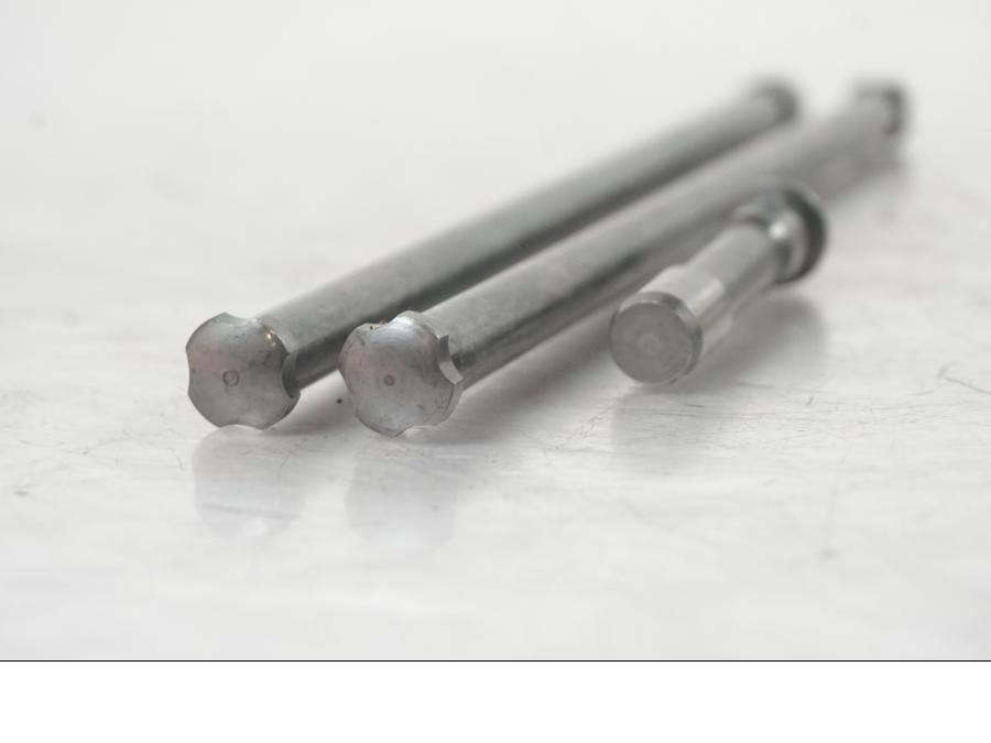 Baksidan på Kopplingsarm från en BMW R 1250 GS -2021 motorcykel.