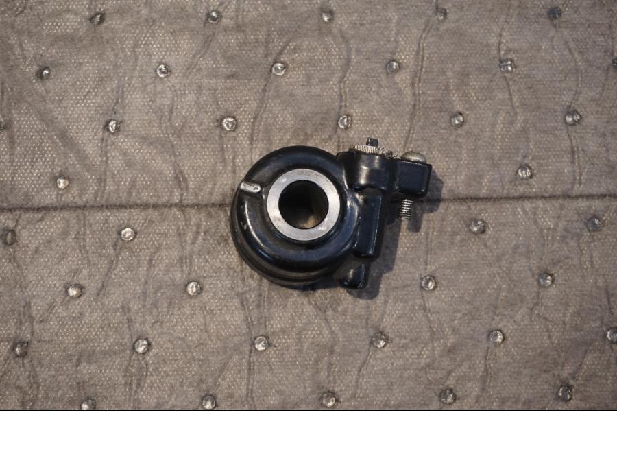 Framsidan på Hastighetsdrivning från en Honda NSR 125 -1998 motorcykel.