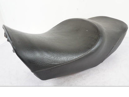 Snett uppifrån på Sadel från en BMW K 1100 LT -1999 motorcykel.