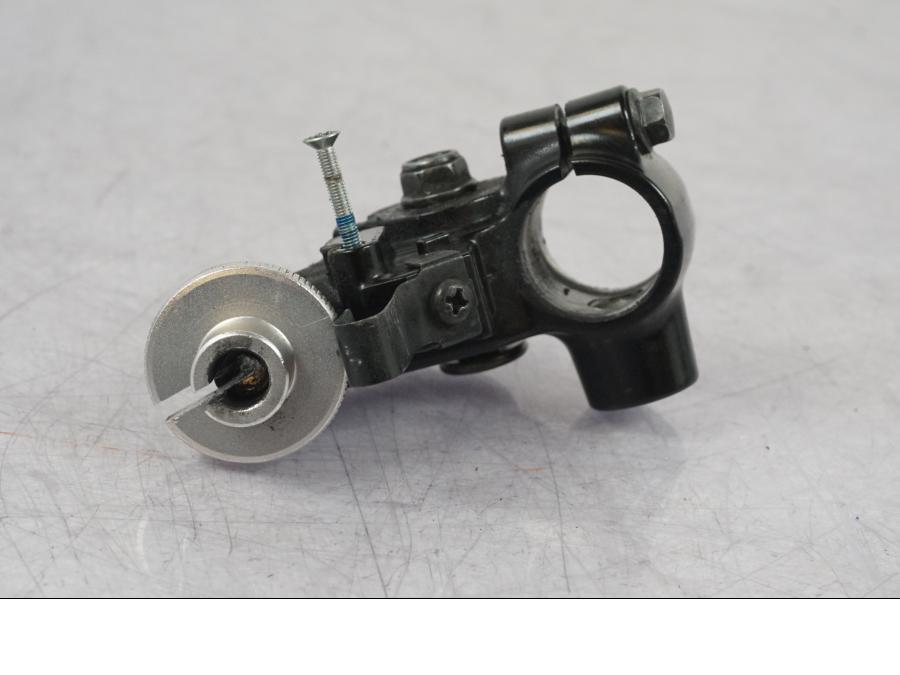 Höger sida på Kopplingsklo från en Yamaha MT-09 SP -2018 motorcykel.