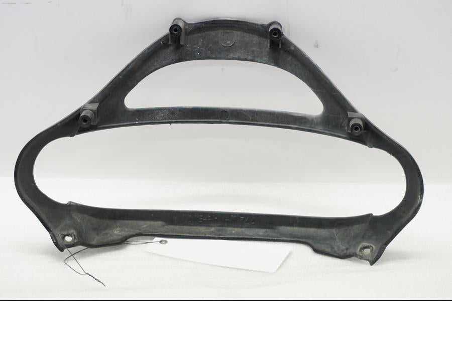 Baksidan på Baklampplast från en Honda CBR 900 RR -1998 motorcykel.