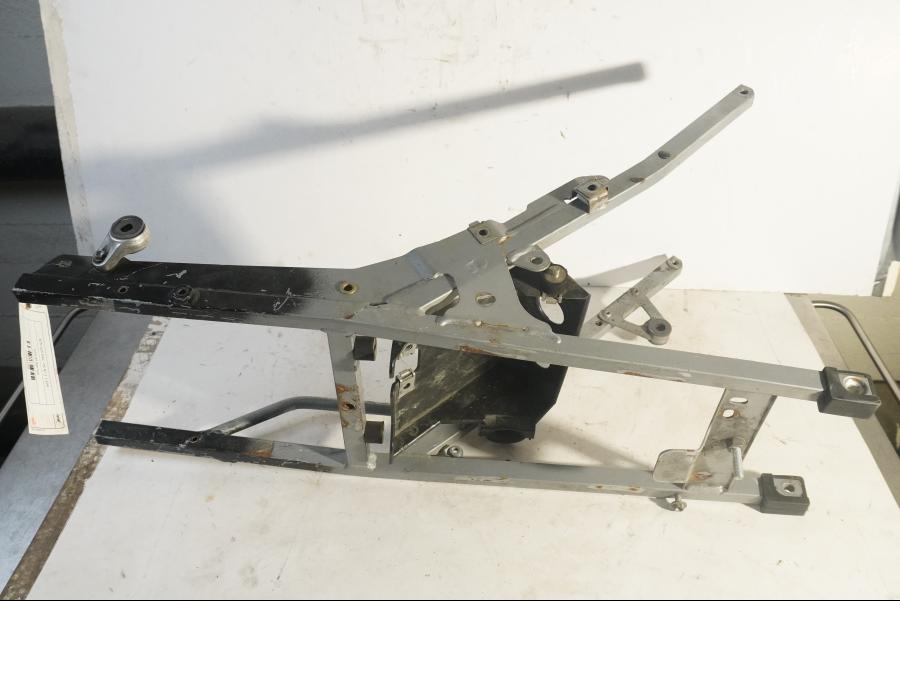 Baksidan på Bakram från en KTM 625 SXC -2004 motorcykel.