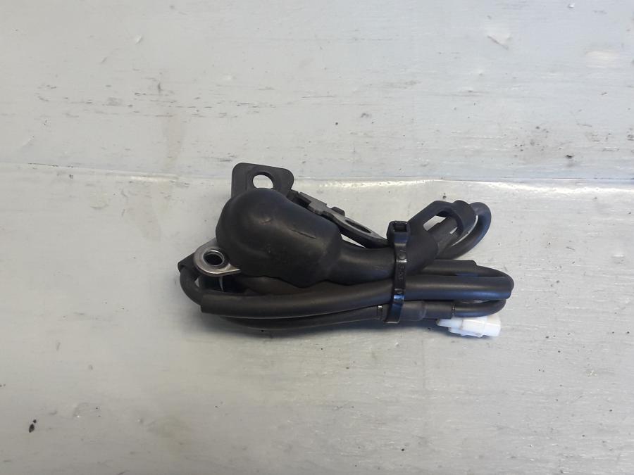 Framsidan på ABS givare från en Yamaha MT 125 -2017 motorcykel.