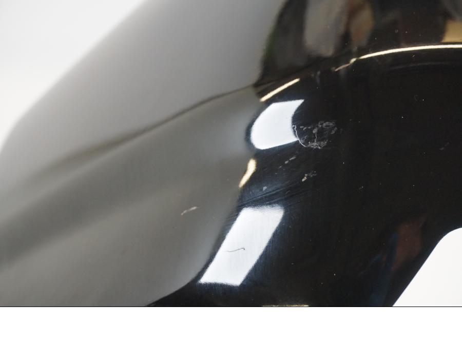 Vänster sida på Sidopanel från en Yamaha XVS 1100 -2001 motorcykel.