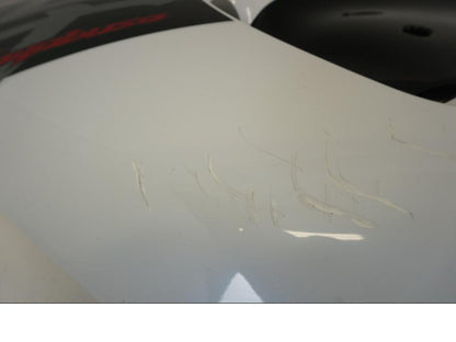 Höger sida på Sidkåpa från en Suzuki GSX 1300 R -2017 motorcykel.