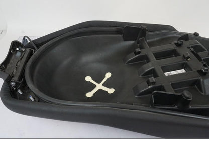 Extrabild3 på Sadel från en BMW C400X -2021 motorcykel.