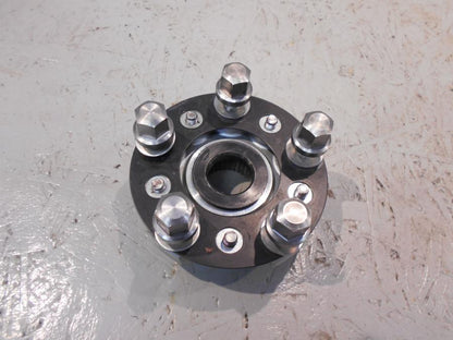 Framsidan på Nav från en Kawasaki Ninja H2 -2018 motorcykel.