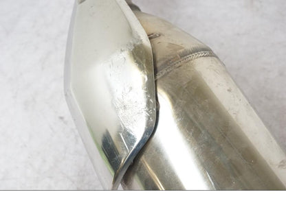 Snett uppifrån på Ljuddämpare från en Honda CBF 1000 -2007 motorcykel.