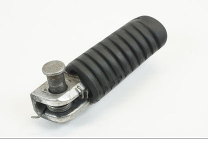 Baksidan på Fotpinne från en Kawasaki ZX-12R -2000 motorcykel.