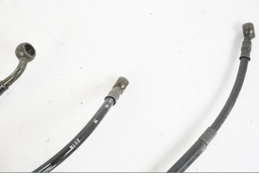 Baksidan på Bromsledning från en KTM 690 Duke -2015 motorcykel.