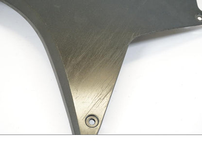 Vänster sida på Motorspoiler från en BMW S 1000 RR -2010 motorcykel.