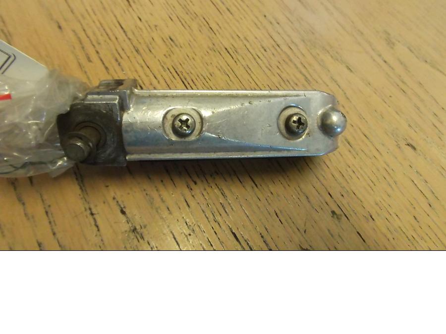 Höger sida på Fotpinne från en Suzuki GSX-R 1100 -1989 motorcykel.