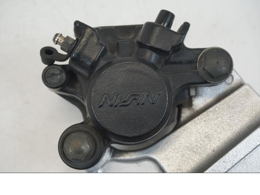 Snett uppifrån på Bromsok från en Triumph TT 600 -2002 motorcykel.