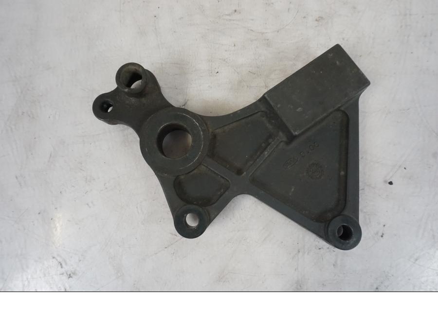 Framsidan på Bromsoksfäste från en Kawasaki ER-6F -2010 motorcykel.