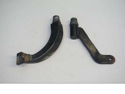 Framsidan på Fotplattefäste från en H-D Touring Road King Classic FLHRCI -2008 motorcykel.