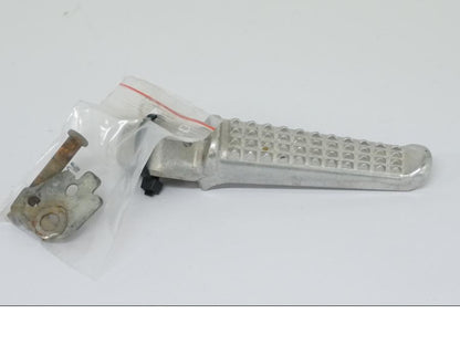 Framsidan på Fotpinne från en Honda CBR 900 RR -2002 motorcykel.