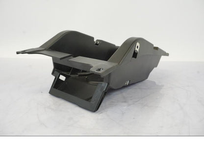 Framsidan på Undertail från en BMW S 1000 XR -2019 motorcykel.