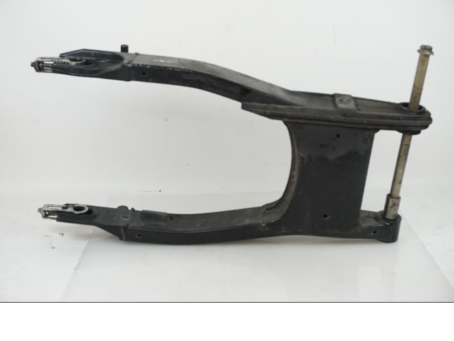 Höger sida på Sving från en Triumph Speedmaster -2005 motorcykel.