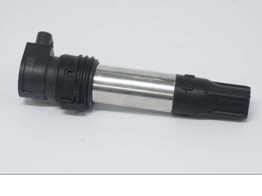 Framsidan på Tändspole från en BMW R 1250 GS -2022 motorcykel.