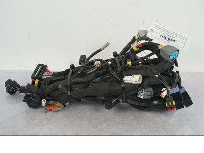 Framsidan på Kabelstam från en KTM 1290 Super Adventure R -2018 motorcykel.