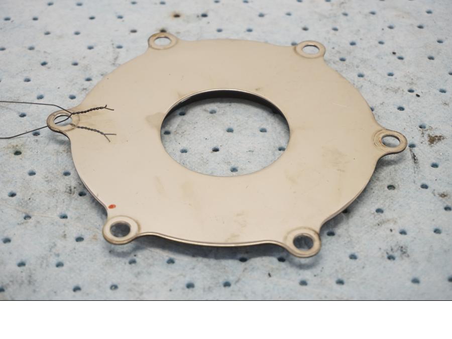 Framsidan på Bromsskivedekor från en Yamaha XVS 1100 -2000 motorcykel.