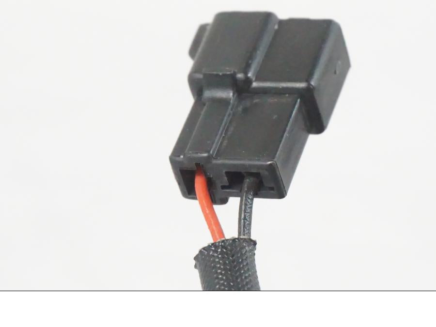 Höger sida på Vattenkylfläkt från en KTM 390 Adventure -2021 motorcykel.