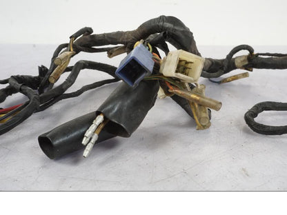 Höger sida på Kabelstam från en Suzuki GSX 550 EF -1985 motorcykel.