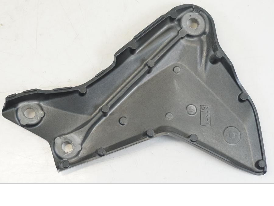 Vänster sida på Ramskydd från en Yamaha YZF R7 -2022 motorcykel.