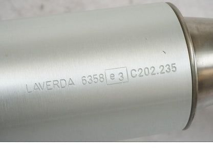 Snett uppifrån på Ljuddämpare från en Laverda 668 ghost -1998 motorcykel.