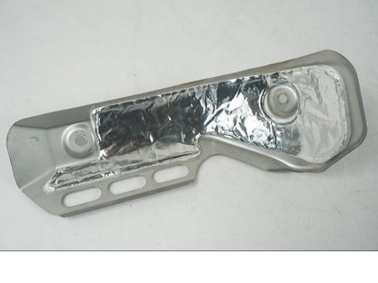 Vänster sida på Värmeskydd från en Yamaha Tracer 700 GT -2024 motorcykel.